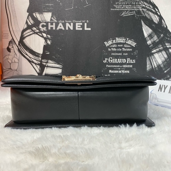 CHANEL
Medium Python Boy Bag - Picture 2 of 12
